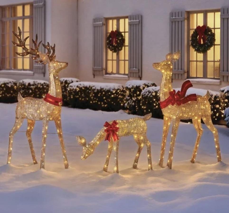 Familia de Venados Navideños Animados con Luces LED 3 pzas